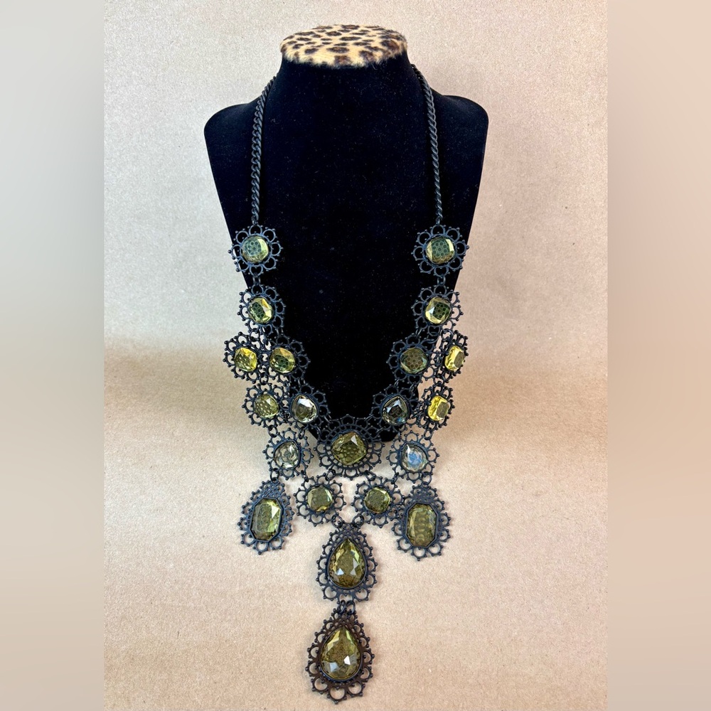 Vintage-look Gothic Black Filigree Bib Statement Necklace Gold-Green Rhinestone